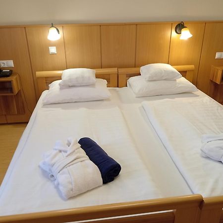 Fonix Wellness Resort Csitár Exteriör bild