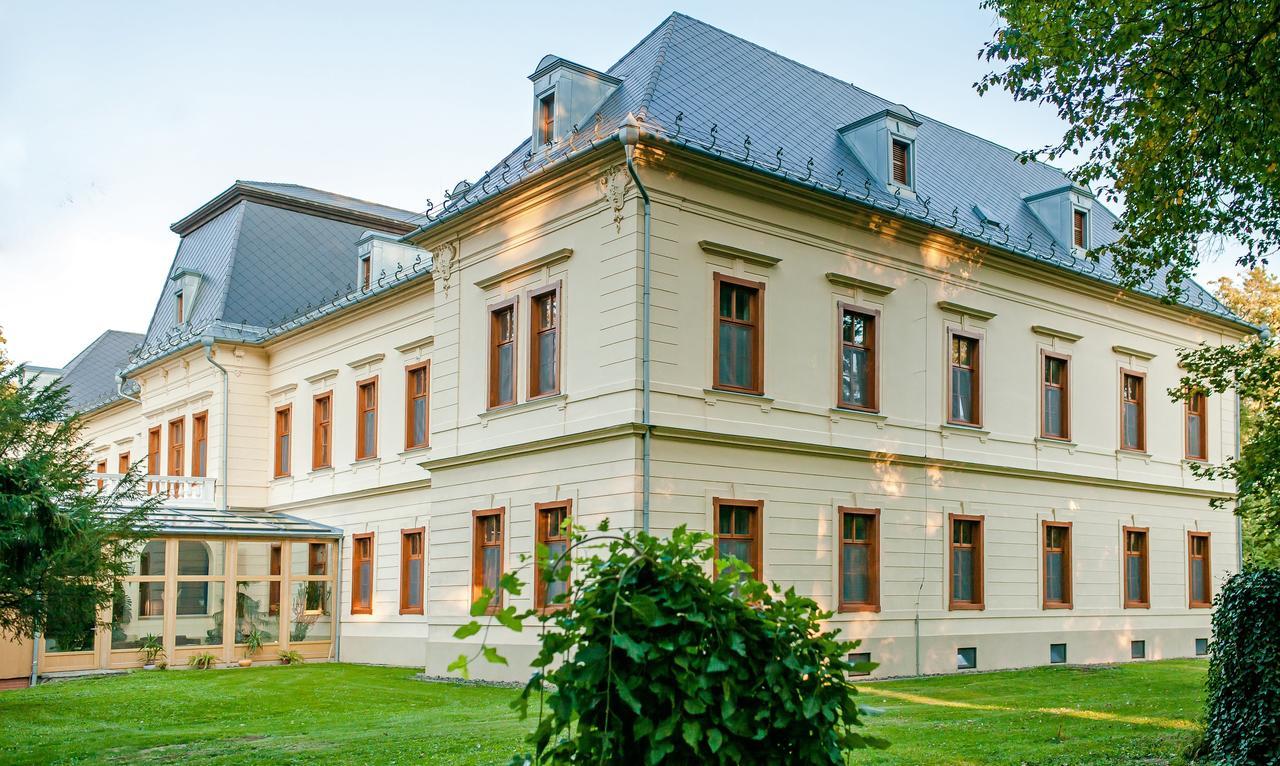Fonix Wellness Resort Csitár Exteriör bild