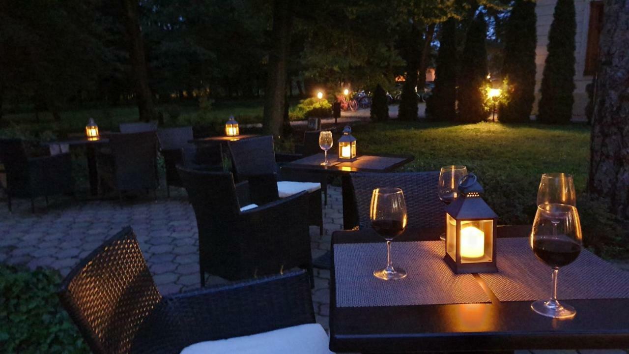 Fonix Wellness Resort Csitár Exteriör bild